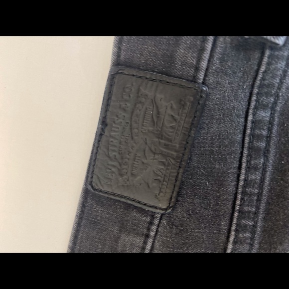 High rise Levi’s 720 jeans - Picture 2 of 5